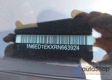 2024 Nissan Frontier Pro-4X 4X4 z USA, uszkodzony, nr VIN 1N6ED1EKXRN663924